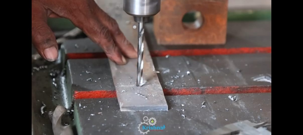 Manual and auto Feeding System